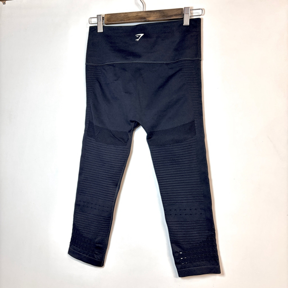 Women's Gymshark Black Cropped Cutout Leggings Size Medium, Excellent Condition - Picture 4 of 8